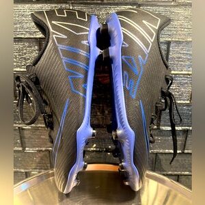 NIKE Black and Blue Boy’s Soccer Cleats Shoes